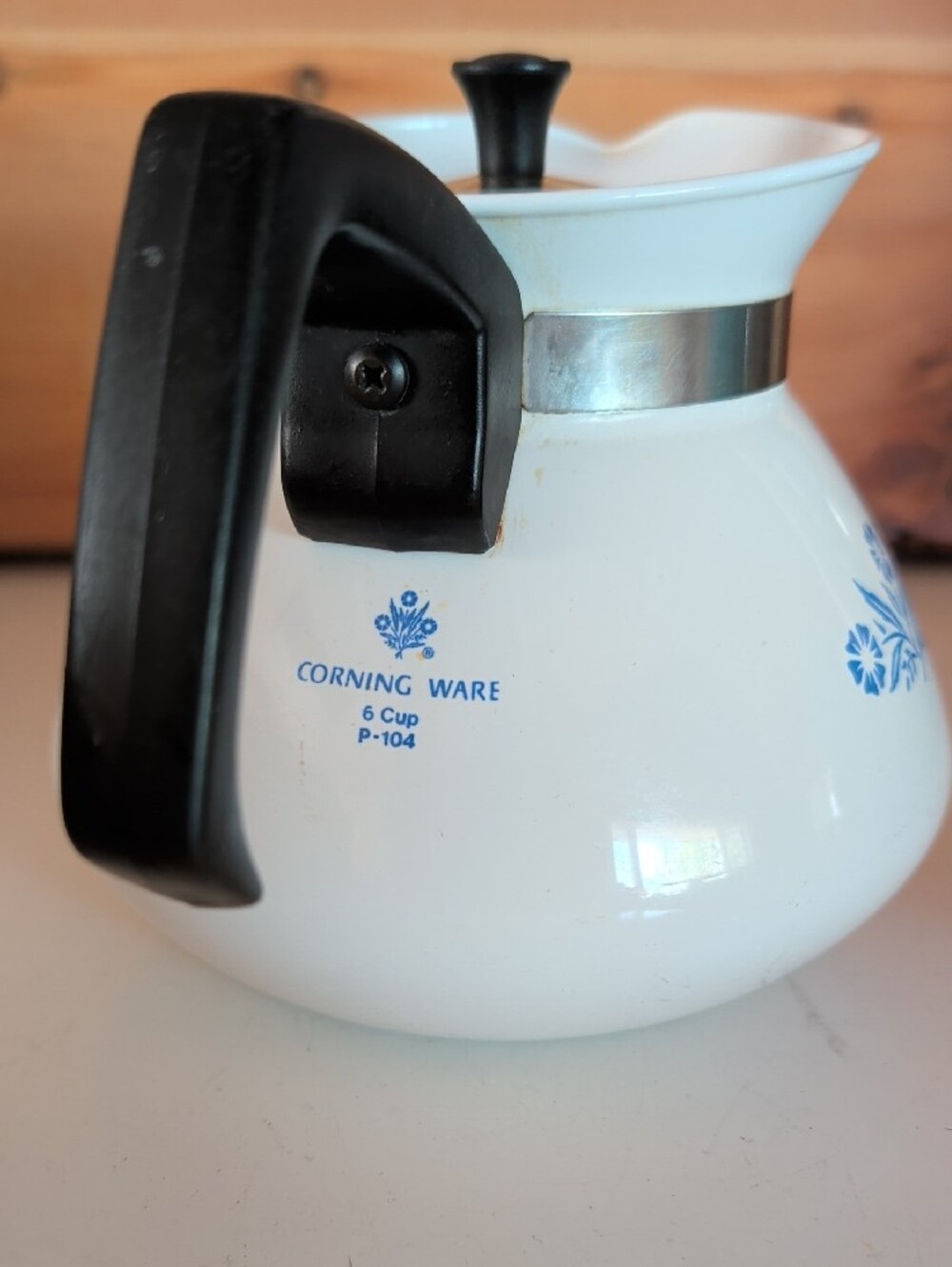 VTG. Corningware Blue Cornflower 6-cup Teapot .( Model P-104) - Picture 4 of 11